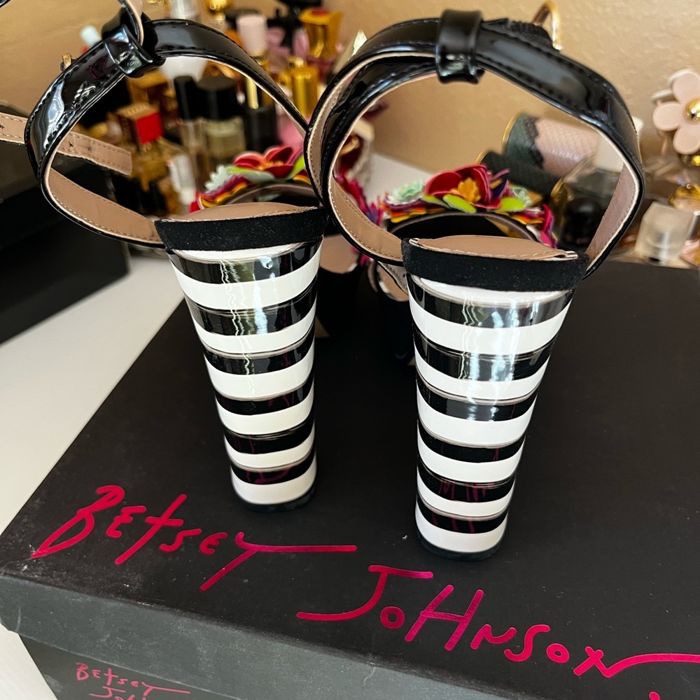 Betsey Johnson Black and White Striped Heels